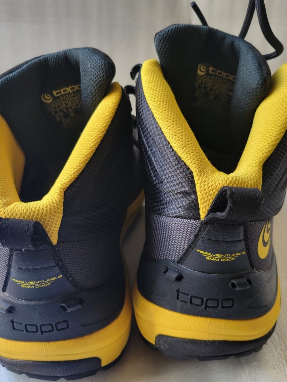 NIB! Topo Trailventure 2 low drop Hiking Boots Men Charcoal/Mustard 9 M053 - Picture 10 of 16